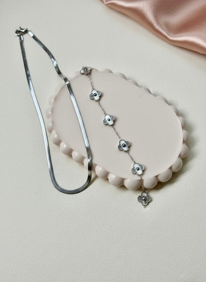 The Silver Glaze Set 🩶